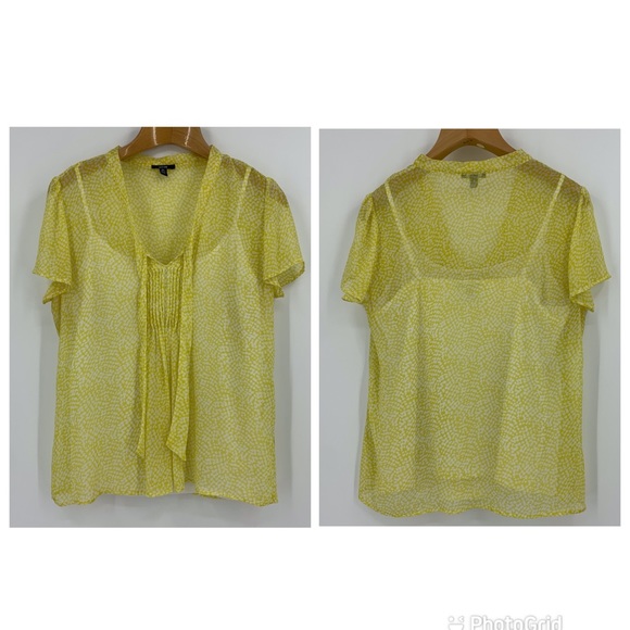 Jacob Short Sleeve Yellow and White Sheer Blouse with White Camisole, Large - Picture 12 of 16